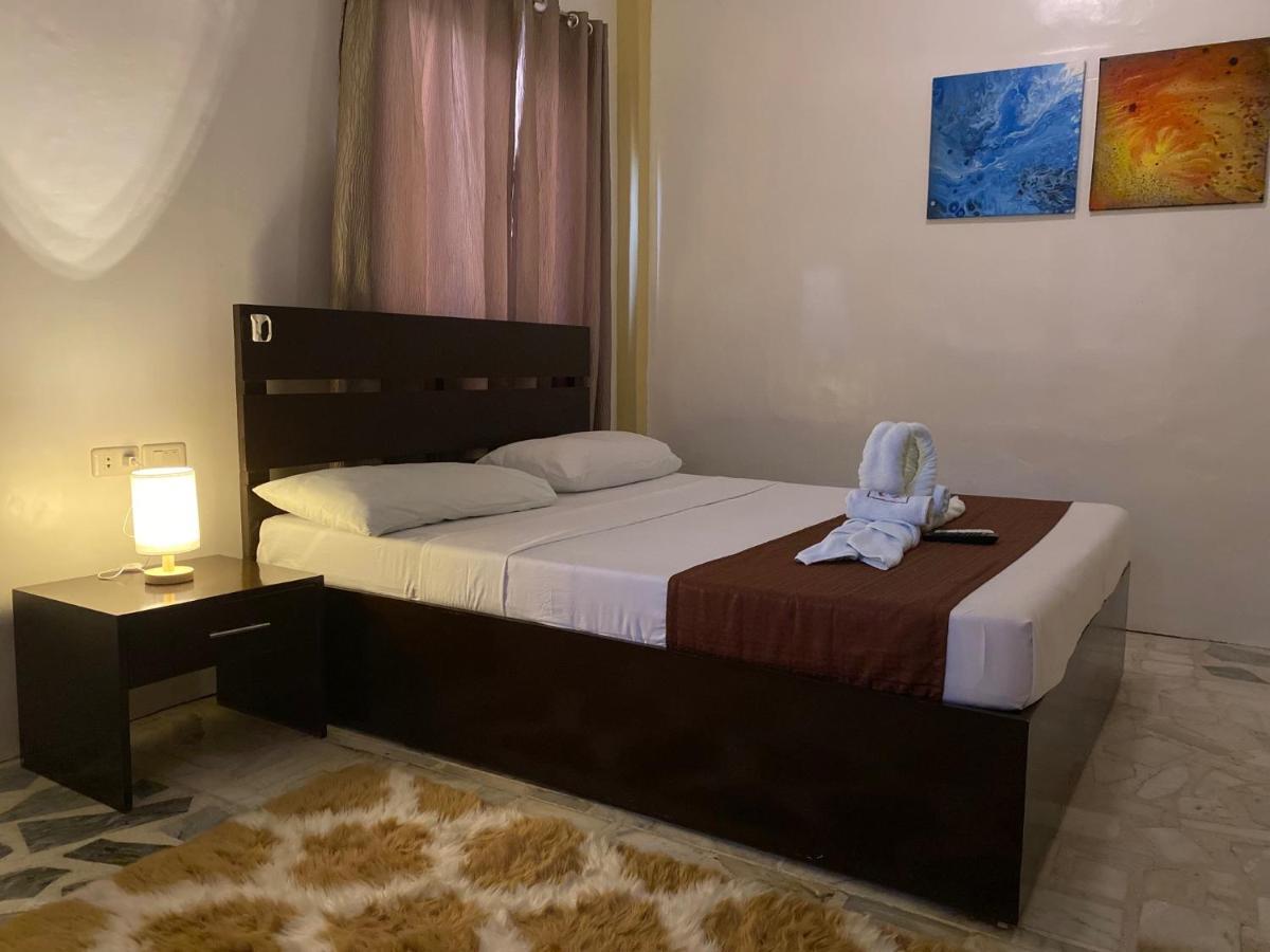 Papa Freds Beach Resort Puerto Galera Eksteriør bilde