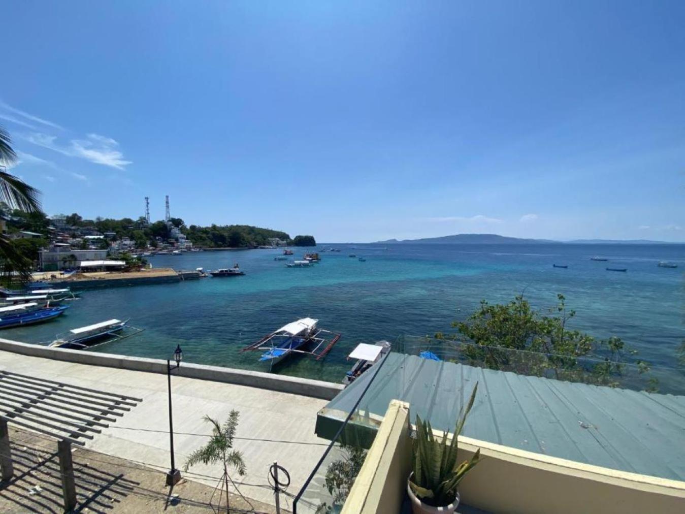Papa Freds Beach Resort Puerto Galera Eksteriør bilde